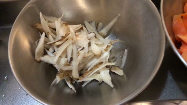 炊き込みご飯、手羽元、手羽中