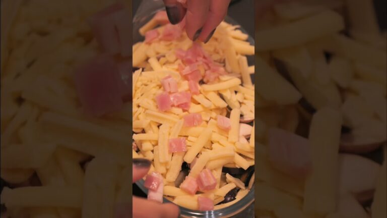 【飯テロ】余物で作ったかぼちゃとナスのチーズ焼きがめちゃくちゃ美味かった件について #food #cooking #料理 #料理動画 #おつまみ #飯テロ #料理男子 #かぼちゃレシピ #なすレシピ