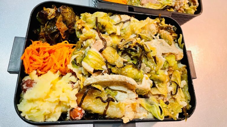 ご飯がススムレタス⁈豚バラとレタスの塩昆布焼き弁当🐖🥬#お弁当動画 #お弁当おかず #作り置き弁当