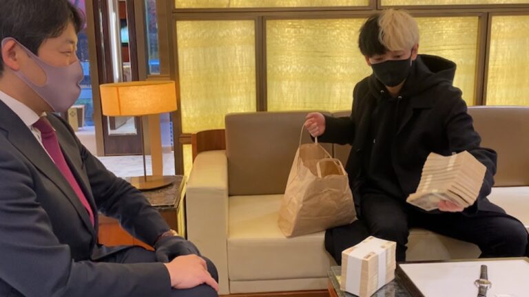 【一生の宝物】ヒカル、人生最高額の腕時計を買う