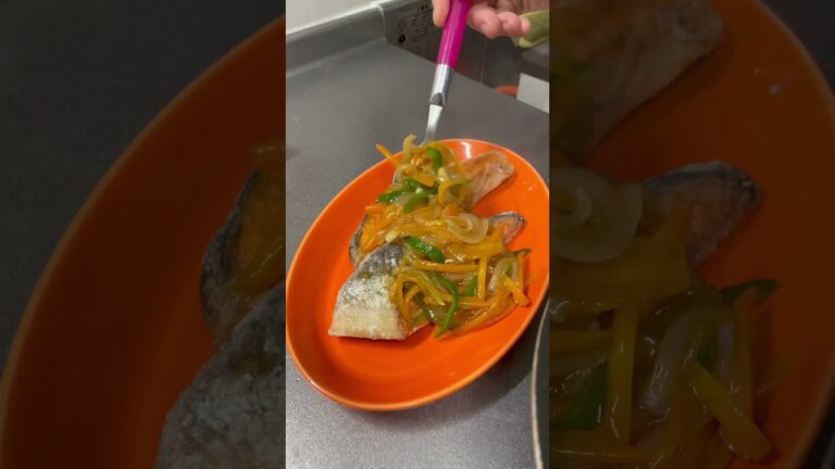 【今日の妊婦飯】鮭の甘酢あんかけ、お婆ちゃんのおせち料理#妊婦飯 #料理男子 #夜ご飯 #あんかけ #おせち料理