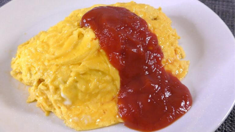 【卵２個】家庭で出来る 絶品オムライスの作り方