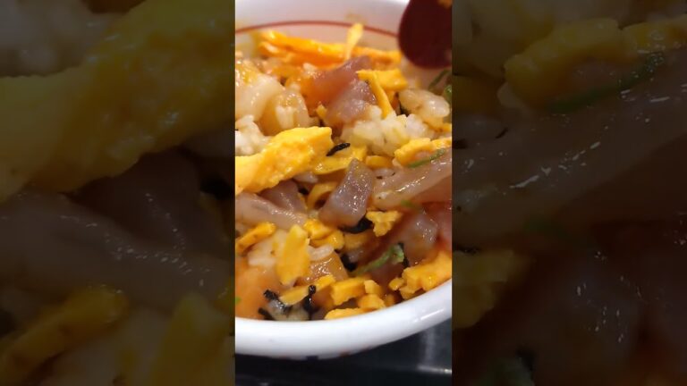 なか卯の海鮮ユッケ丼