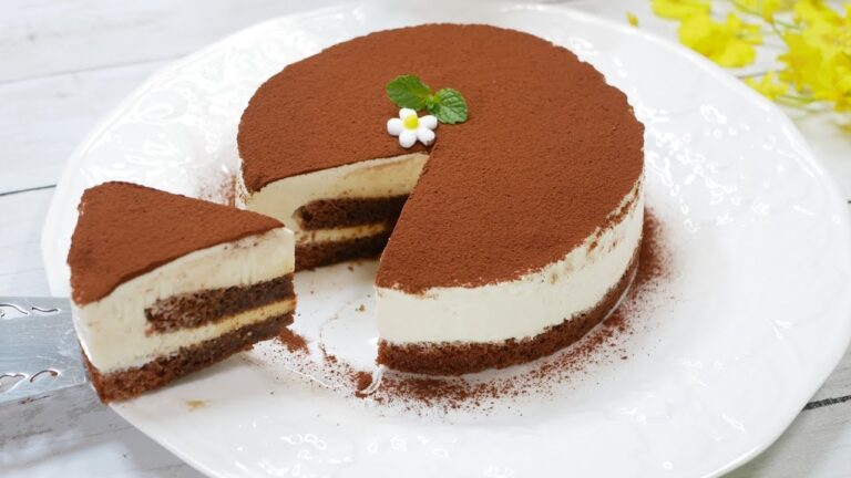 なめらか食感のティラミスケーキ Tiramisu cake with a smooth texture