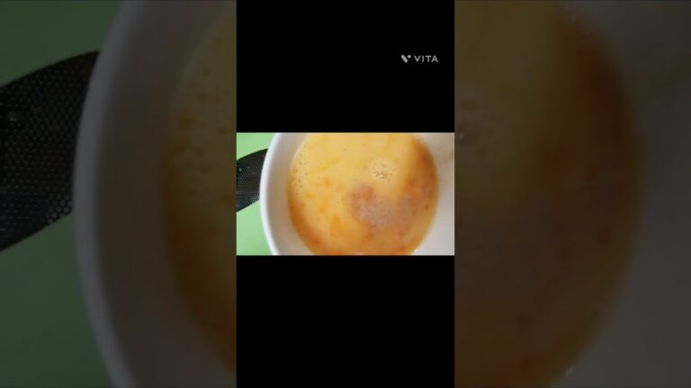 朝ごはんにピッタリ！　ソーセージオムレツ作っていく!