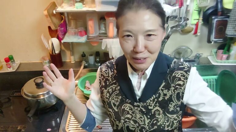 食を考えることにしたの🍀【芋いも 煮物】手羽先とともに簡単に煮物にしております！