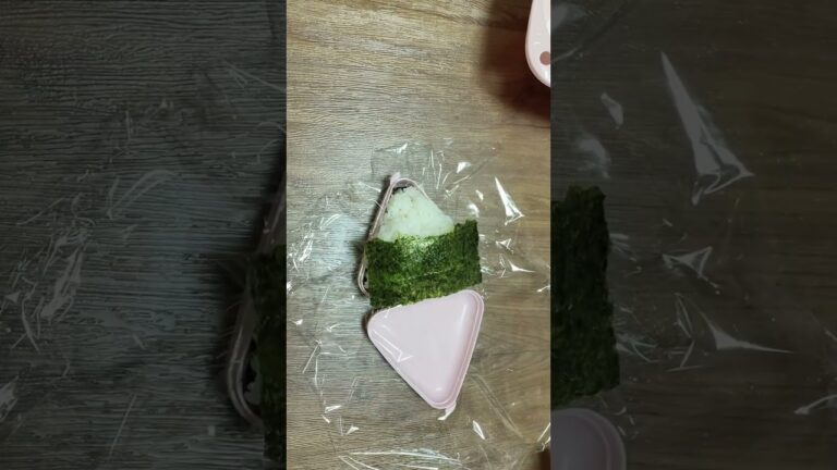 おにぎりよりもおにぎらずよりも簡単おにぎりケースでおかずおにぎり弁当
