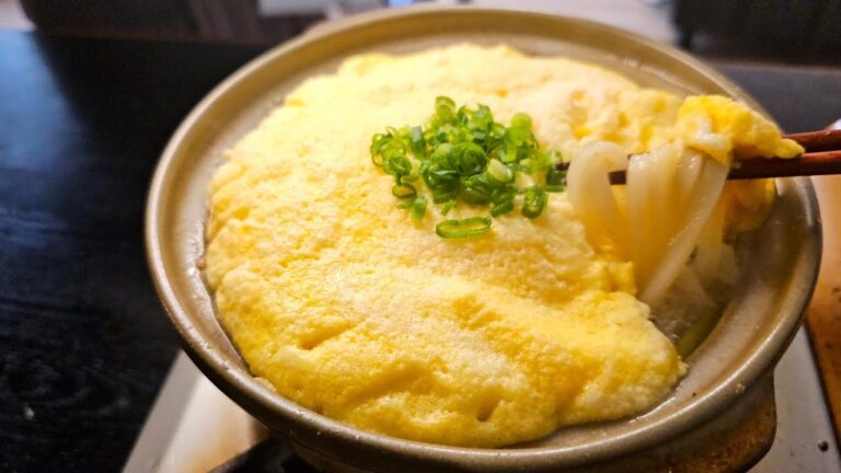 これ旨すぎるので絶対に覚えた方がいいです。黄金に輝く【黄金たまごうどん】の作り方