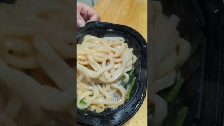 【冷凍うどん】お皿がいらない。明太クリームうどんを食べます。