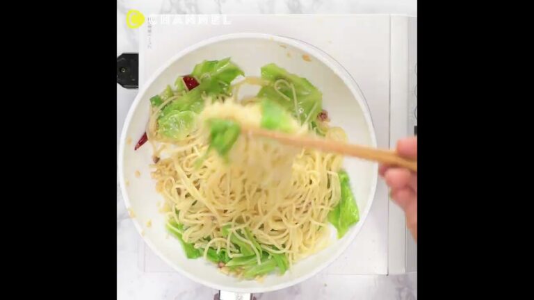 いか塩辛　いか塩辛とキャベツのパスタ