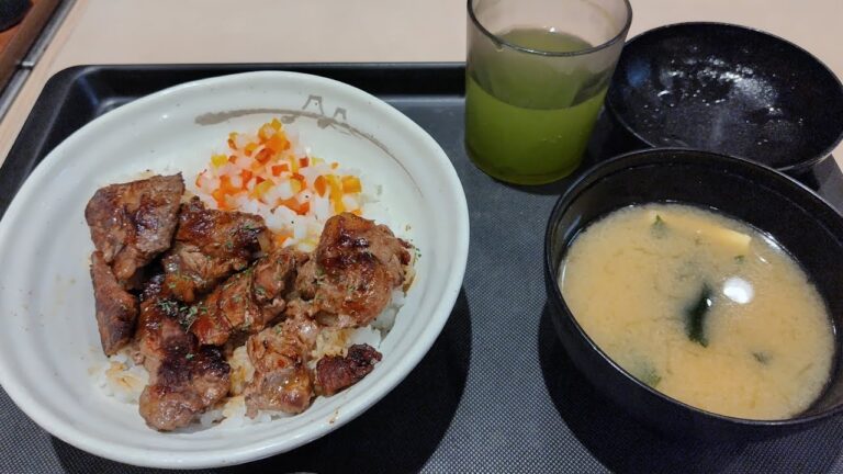 牛ヒレカットステーキ丼！柔らかくて美味いアル！