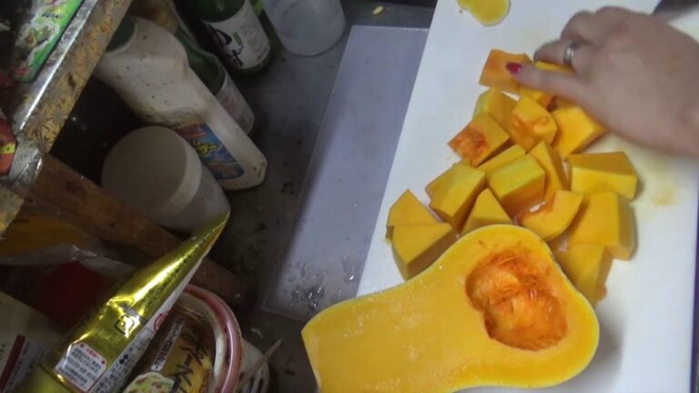 バターナッツかぼちゃで体に優しいスープ作ろ☆