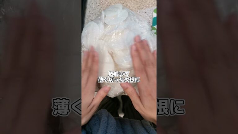 ふにゃふにゃの柿で大根のお漬物作った記録('∇')【おうちごはんvlog】#shorts