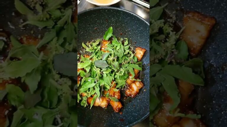 大人気タイ料理 「ガパオムーグローブ」 ガパオライス