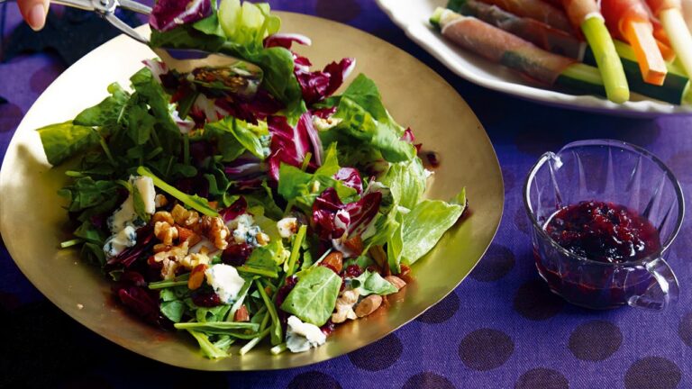 ブルーチーズのルッコラサラダ