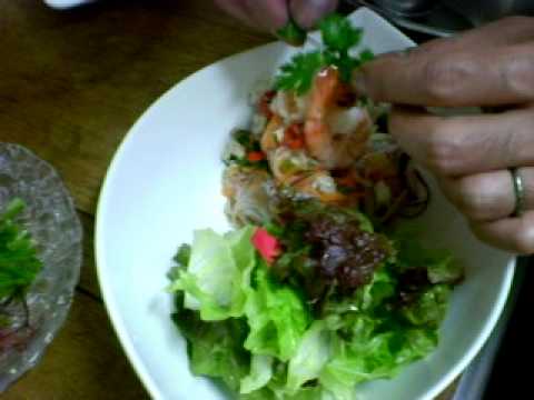 タイ風の春雨サラダ（4/5）熊本タイ料理トムヤムクン　春雨サラダのつくり方　タイ料理を家庭で　福岡　鹿児島　熊本　長崎　目黒　恵比寿