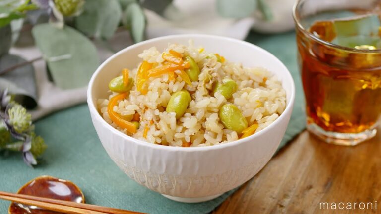 【枝豆とツナの炊き込みご飯】味付けはめんつゆだけ！簡単！ツナ缶で旨みたっぷり♪｜macaroni（マカロニ）