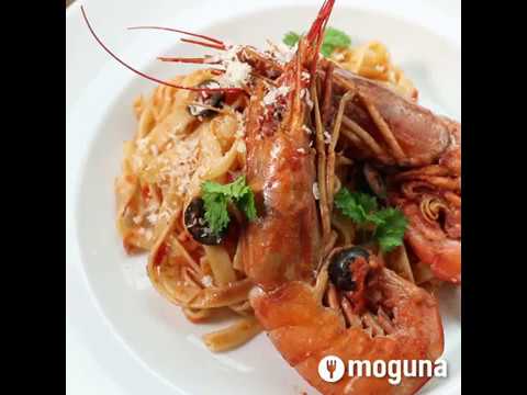 うまみたっぷり味わい深い絶品ソース 海老のトマトソースパスタ ｜ moguna[モグナ]