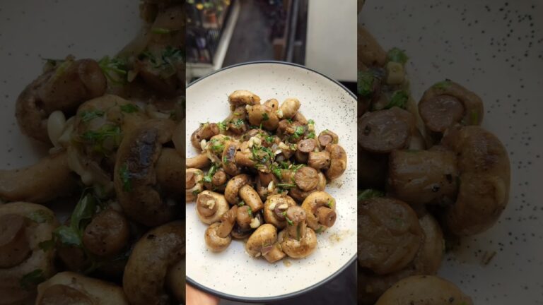 Let's make butter garlic mushrooms #shortsfeed #food
