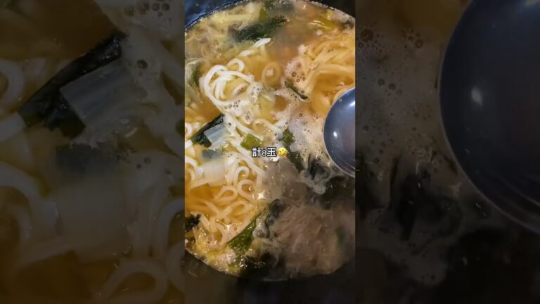 昨夜の夕飯♪鍋焼きうどん😋【節約レシピ】【手抜き料理】【リメイクレシピ】