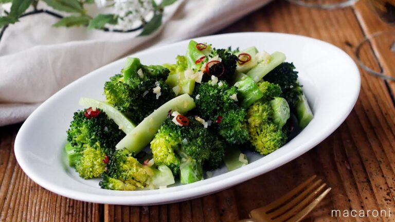 【ブロッコリーのペペロンチーノ】メイン食材ひとつ！やみつきになる美味しさ♪｜macaroni（マカロニ）