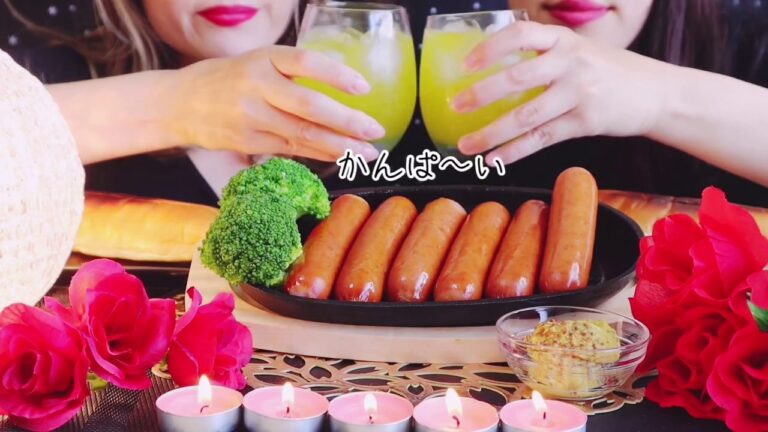 【ASMR】【eating sounds】【咀嚼音】魔女達が全米No.1・ジョンソンヴィルソーセージ&ホットドッグをただ食べるだけ