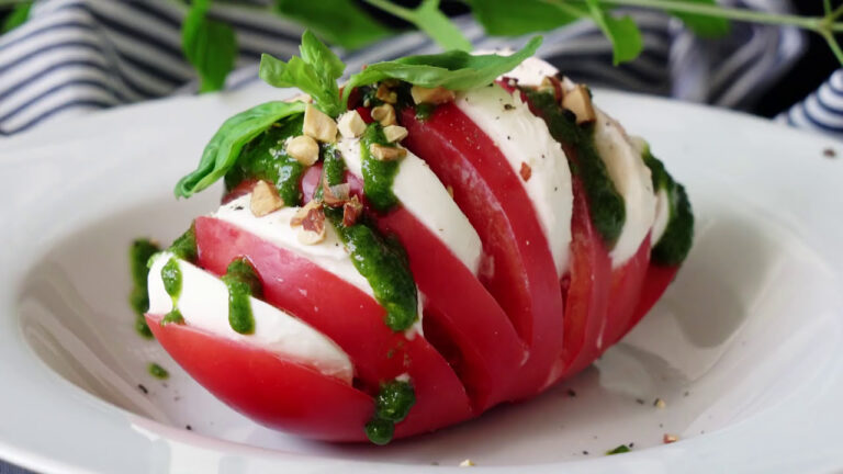 【さわやかかわいい】ハッセルバックトマトのカプレーゼ🍅