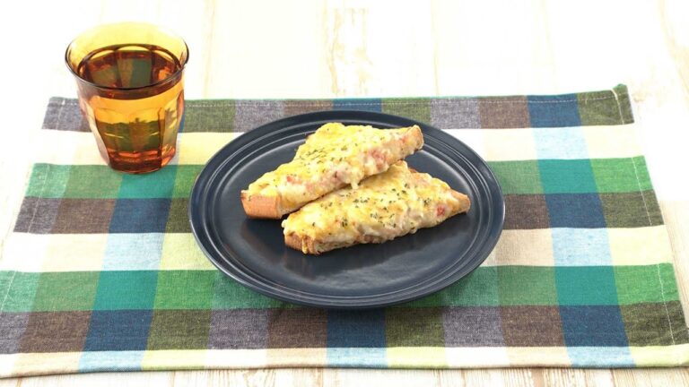 【DAIGOも台所】とろとろカニクリームトースト｜カンタンなのにボリューム満点♪