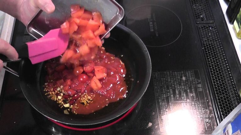 ペンネ　アラビアータ　イタリア料理