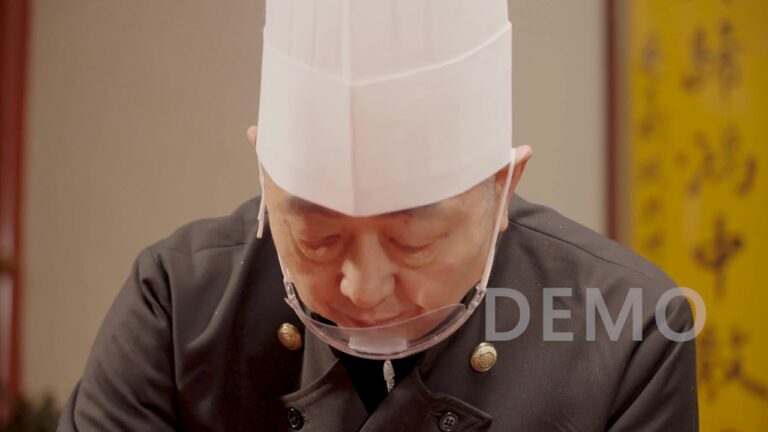 中国の味　四川料理　エビの甘酢あんかけ