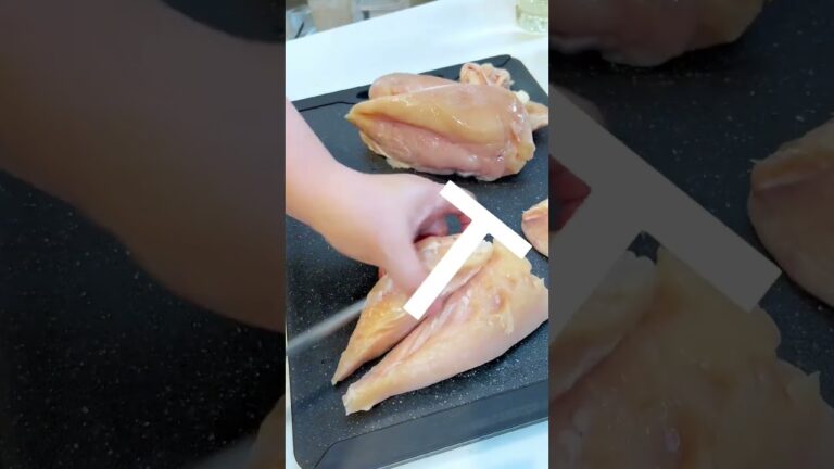 鶏ムネとブロッコリーのガリバタ醤油いため #簡単レシピ