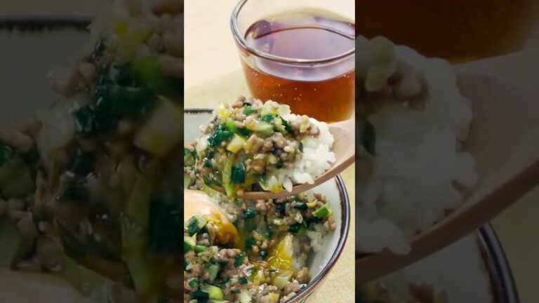 【調理時間10分】餃子の具丼のレシピ #Shorts