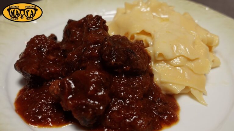 牛肉を煮込んでみた - ボロネーゼ