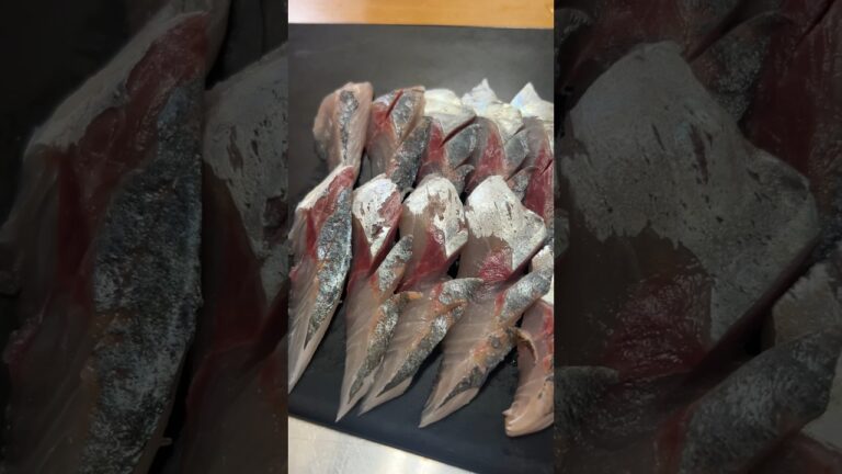 差がつく！アジの刺身の美しい切り方と盛り方！#せり人ムタロー #shorts