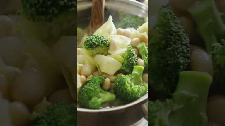 【ダイエット】キャベツを消費する『野菜スープ』の作り方#shorts