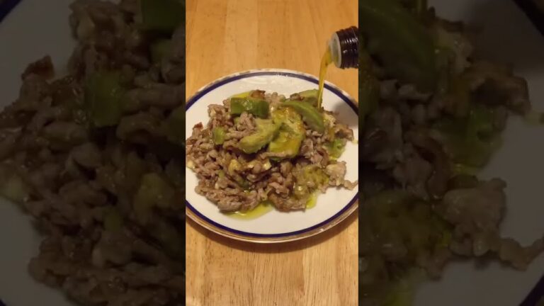 【絶品】ひき肉アボカドチーズ焼き‼️Cooked minced meat,avocado,cheese