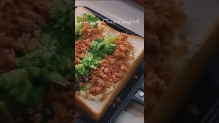 #ホットサンド #鮭フレーク #ブロッコリー #タルタルソース #たまごサラダ #Salmon #Broccoli #Tartarsauce #Eggsalad #shorts #shortvideo