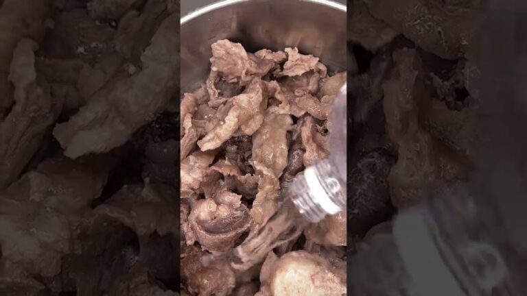 【黒毛和牛すじ肉の下処理】