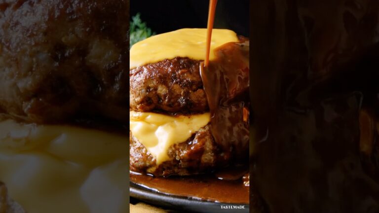 重量級雪だるまハンバーグ☃️ #shorts #ハンバーグ #二段重ね #カロリー