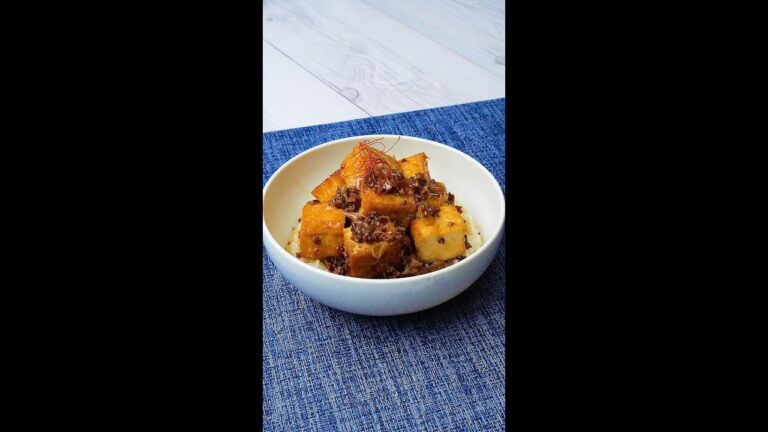 【おかずはやっぱ簡単でおいしくなきゃ意味がない】厚揚げと鶏ひき肉でご飯何杯でもいけるおかず作りました / Atsuage Soboro #Shorts