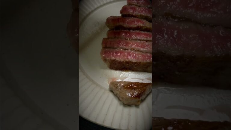 いいお肉が安く手に入ったのでわさび醤油で食う！トモサンカクのステーキ #shorts