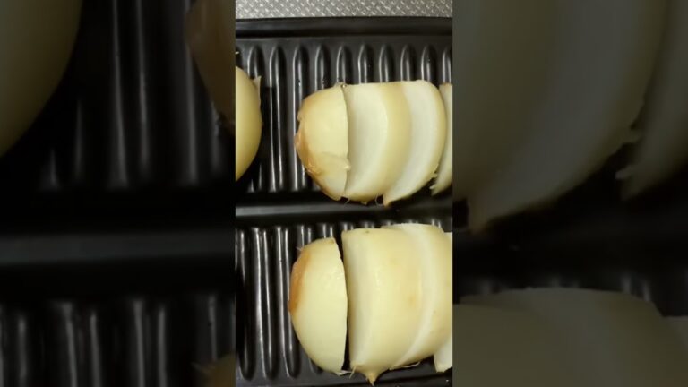 【カブを美味しく】無水鍋やル・クルーゼでじっくり焼いてから、味噌を乗せて食べてみて😁とろけるような旨さ😳ローカロリーで、体も満足ですよ！