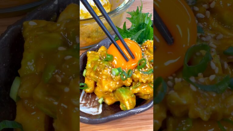 ヘルシーなのに居酒屋超えの美味しさ！鶏むねアボカドユッケ🥑