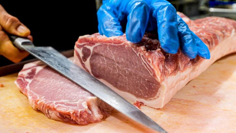 止まらないカツ丼ラッシュ！常連が殺到するロードサイドの海鮮系和食メシ屋の爆裂昼営業。