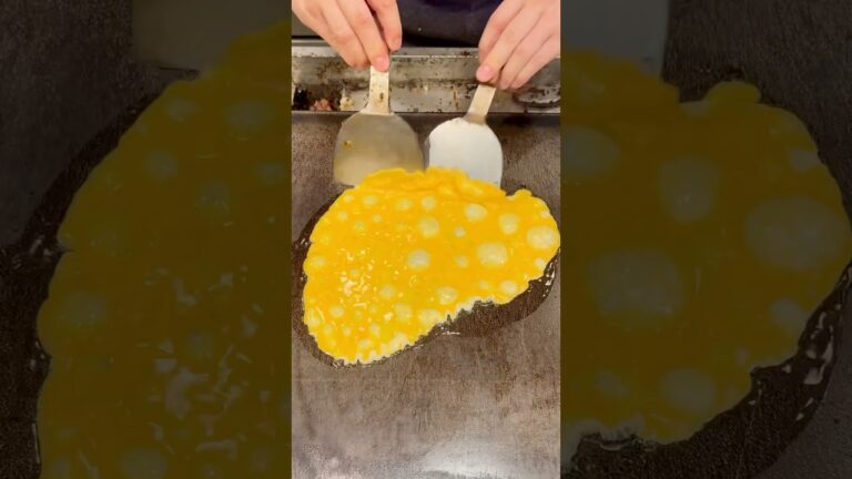 【ぐるぐる回るトルネード焼きそば】#japanesefood