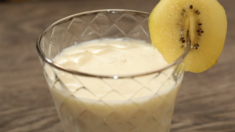 5分で簡単！キウイスムージーの作り方 | How to make kiwi smoothie