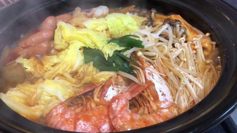 カラムーチョ鍋、煮込み中。グツグツ。