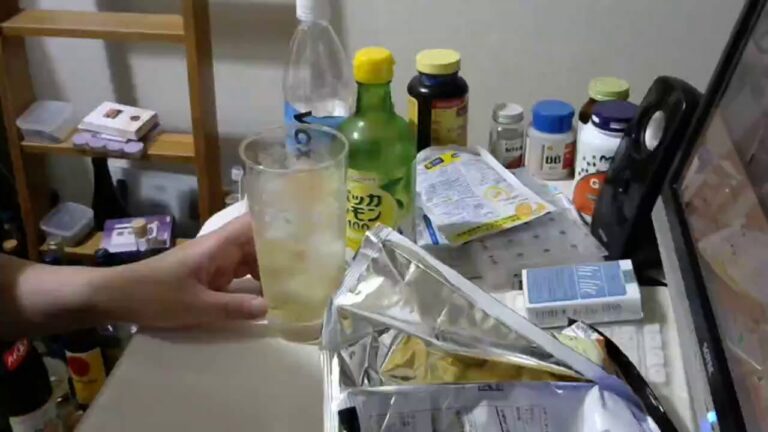 天羽の梅Aハイボールを飲む