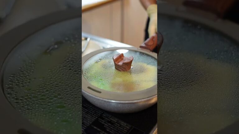 【白菜とベーコンの挟み焼き】バター醤油でご飯が進む！簡単白菜レシピ