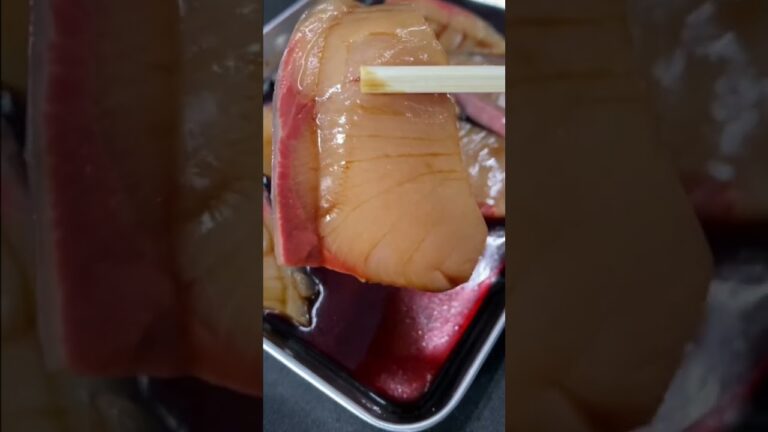 【ブリの漬け丼‼️🤤】#japan #fish #follow #sashimi #ぶり #जापानी #सुशी #스시